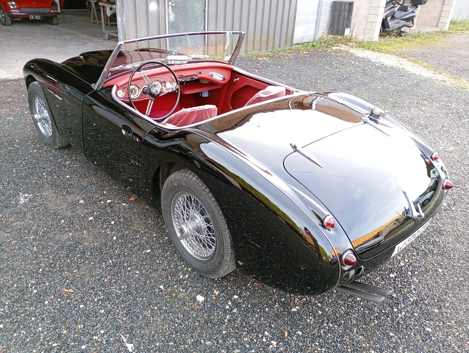 Austin Healey noire restaurée
